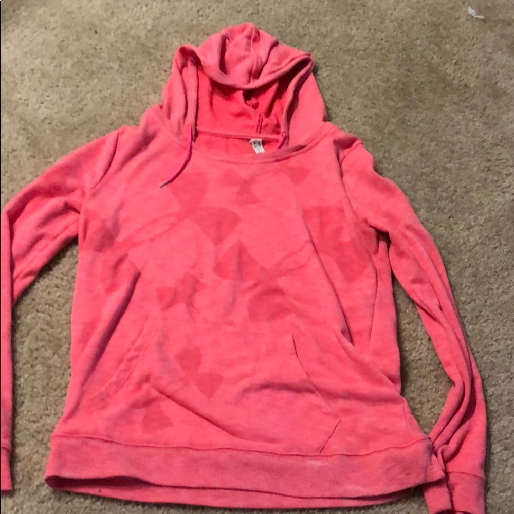 Long sleeve under armour shirt